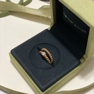 ‼️SOLD‼️Van Cleef and Arpels Engagement Ring Size 50